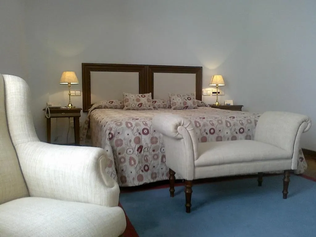 Don Pio Hotel Madrid 4*,